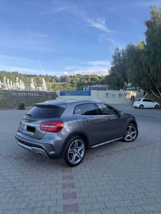 MERCEDES-BENZ GLA 2015 — imagine 2