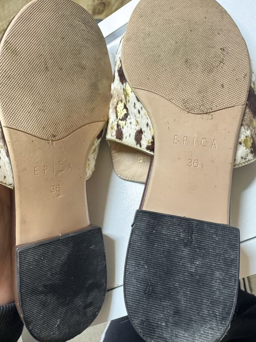 Slapi Epica din piele numar 36