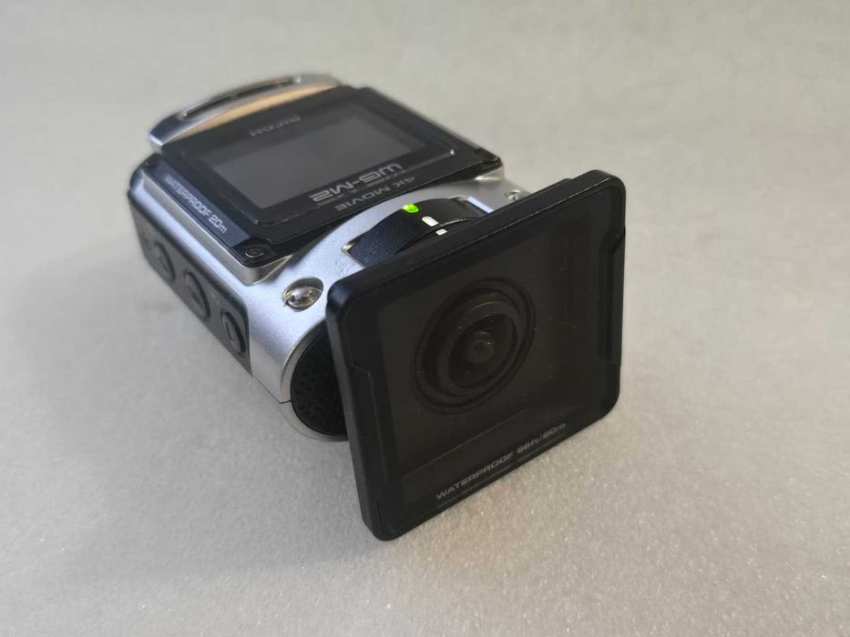 Cameră Video de Acțiune Ricoh WG-M2 Ultra HD 4K, Obiectiv Ultra-Wide 204°, Wi-Fi, Argintie