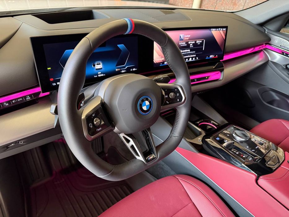 BMW i5 M-paket 2025 yil 40L