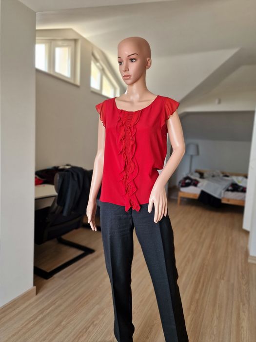 Блузи маркови от луксозни брандове