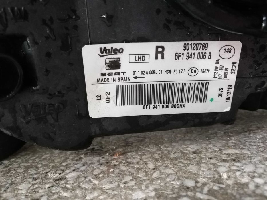 Фар Сеат Ибиза десен/Фар Seat Ibiza Оригинален