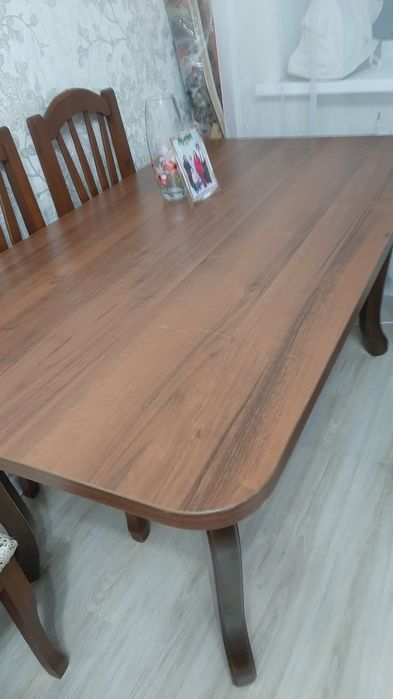 Продам стол дерево!