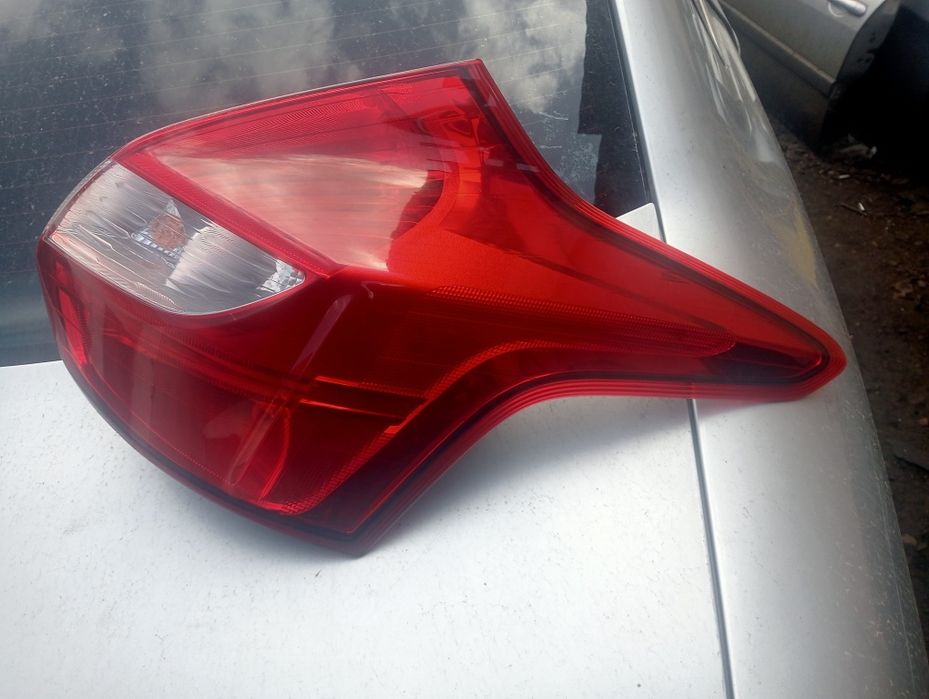 Stop dreapta Ford focus 3 hatbac 2012