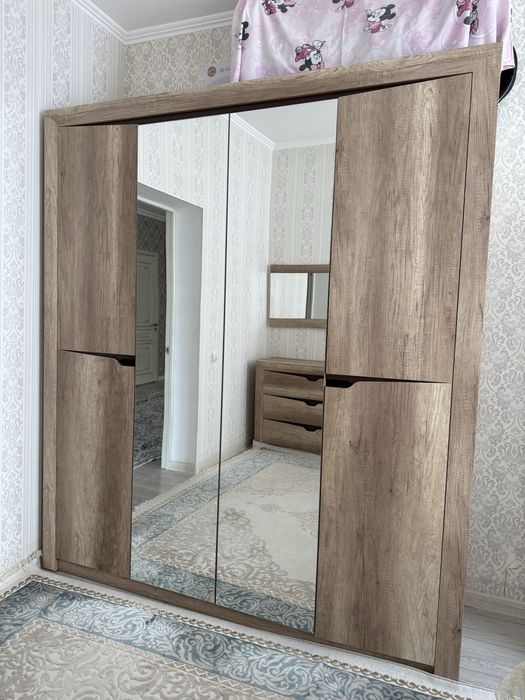 Спальный гарнитур