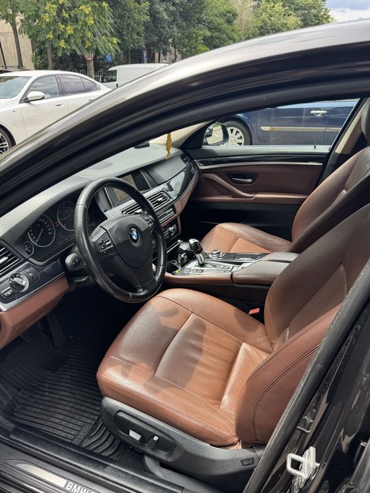 Bmw 520d F10- fabricata in Decembrie 2013  cutie automata. Masina este in stare perfecta si nu necesita investitii!