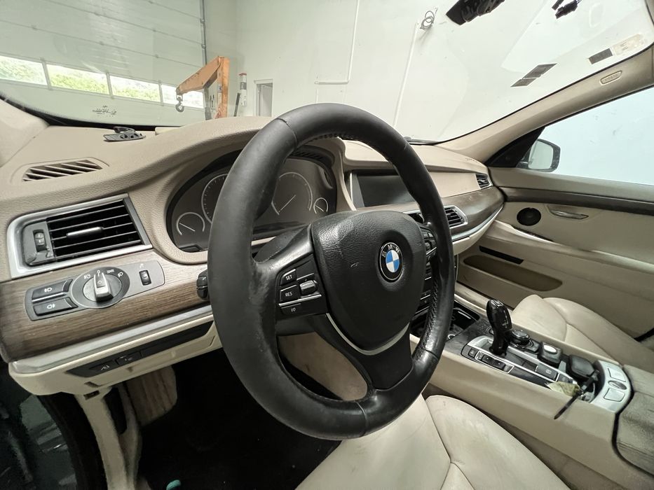Dezmembrez bmw seria 5GT f07 3.0  245cp 2012