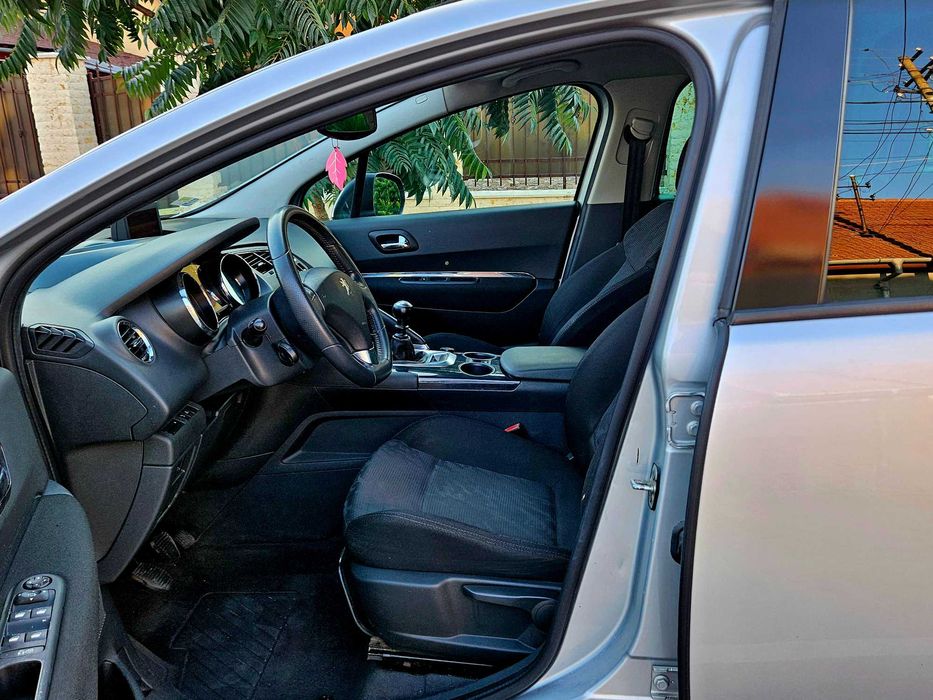 PEUGEOT 3008 2010 — imagine 3