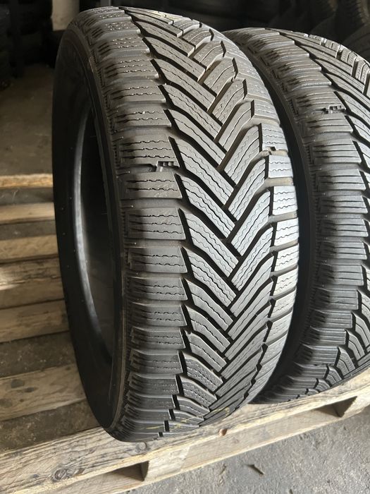 2 anvelope de iarna 215/55/17 Michelin!