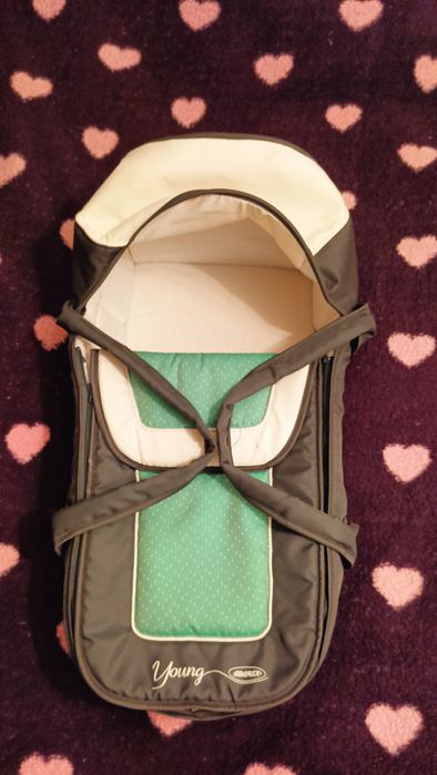 Коляска детская прогулочная