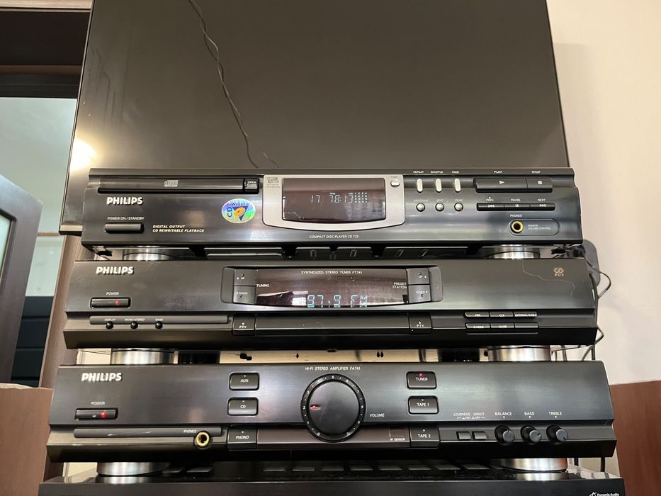 Linie 3 piese Philips FA-741/FT 741/CD-723
