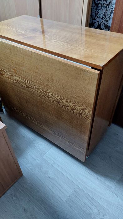 Шкафы, спальный гарнитур, Диван, Стол