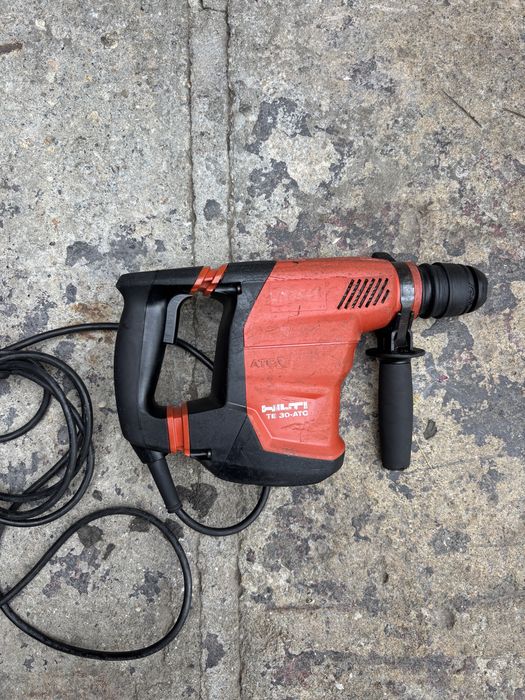 Hilti te 30-ATC rotopercutor