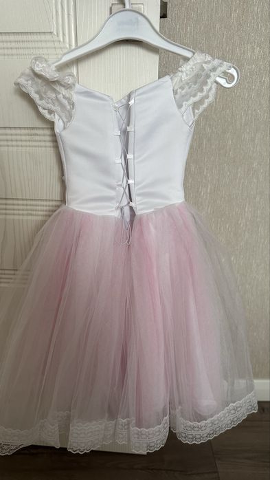 Продам платье бальное