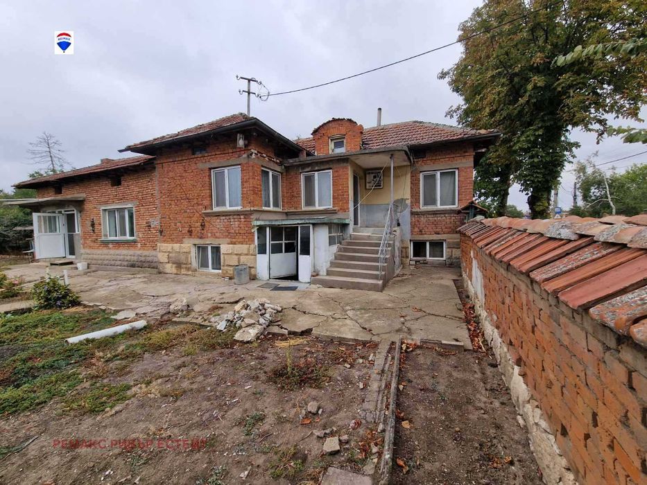 Селска къща за продажба в с. Борисово