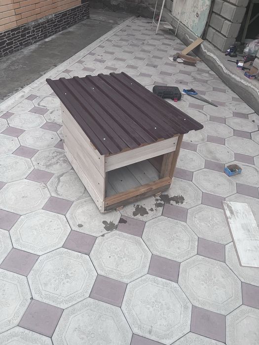 Продам будку для собак