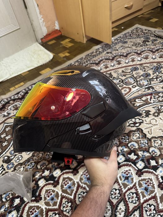 Мото шлем , два мото шлема