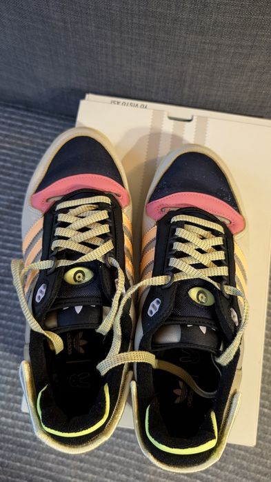 Оригинални страхотни сникърси Adidas x Bad Bunny forum Low Power chase