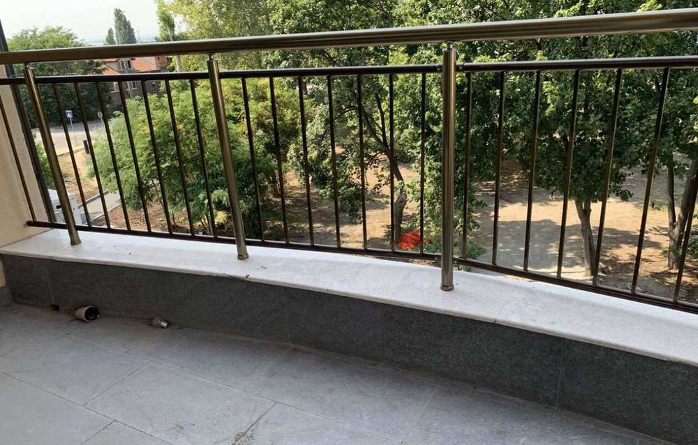 Продава се Едностаен апартамент в Бургас, Възраждане - 48 кв.м за 1396 €/кв.м - Снимка #3