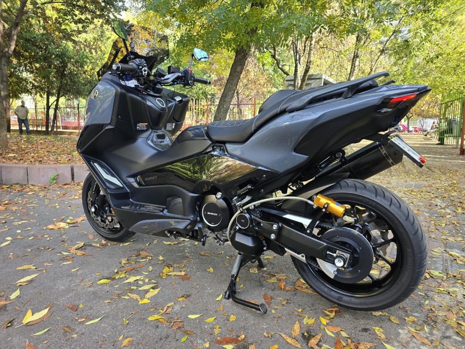 Yamaha tmax 560 tech-max
