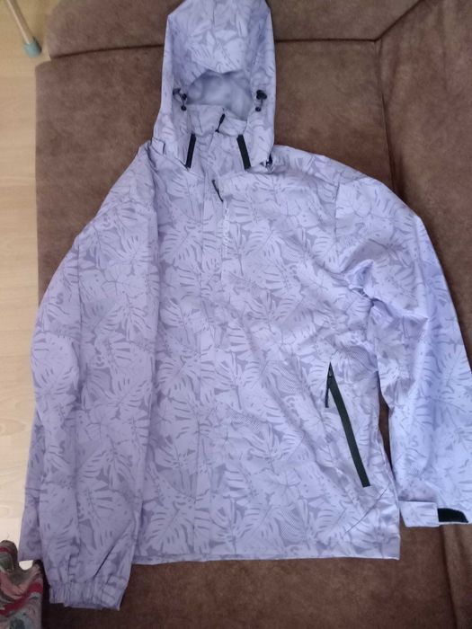 Продам куртку фирменную