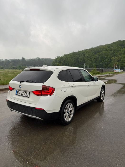 BMW X1 2011 — imagine 3
