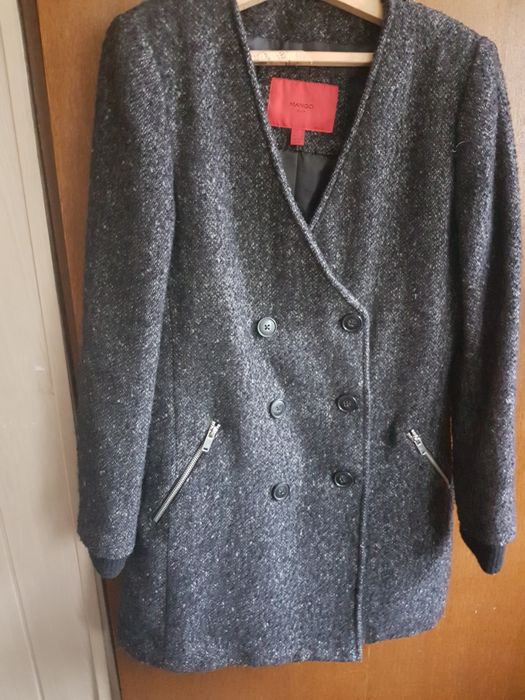 Mango. Женская одежда. Размер М.