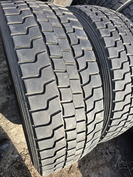 Anvelope 295 60 22.5 camion tracțiune recanelate profesional