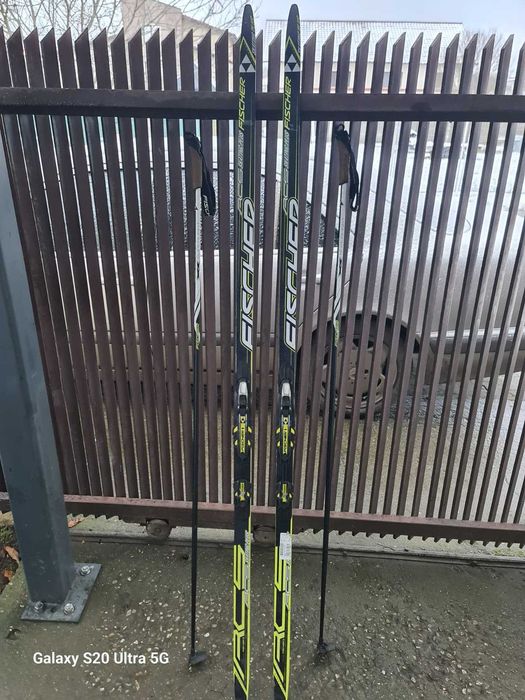 Schiuri de fond Fischer + bețe – aproape noi, folosite o singură dată