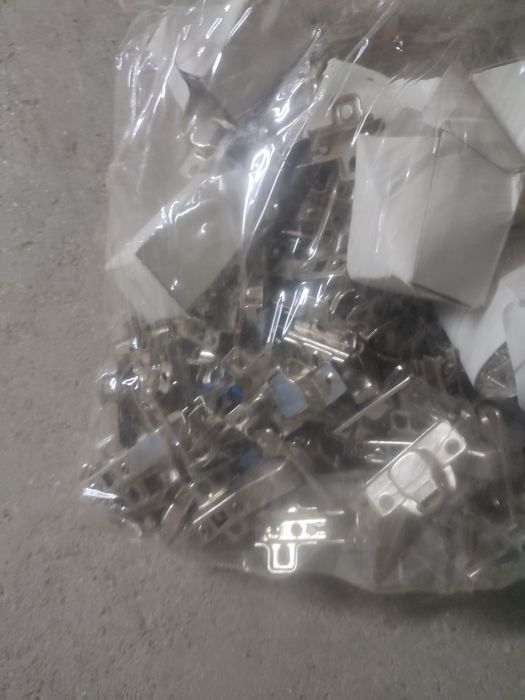Продам дверные ручки для мебели