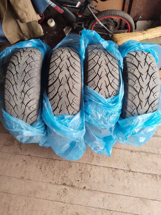 Продам зимние шины