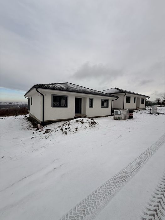 Casa Parter 4 camere in  Paleu