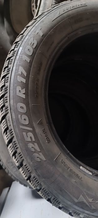 Продам зимнюю резину