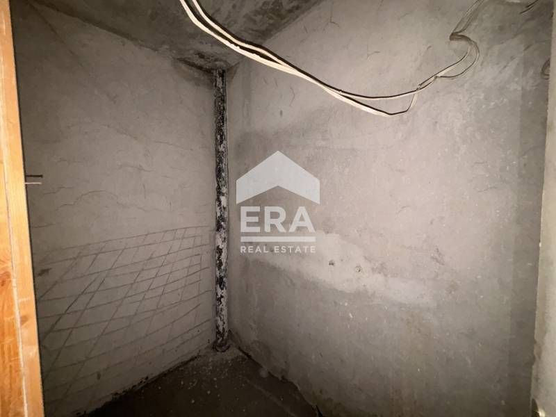 Продава се Тристаен апартамент в Хасково, Дружба 1 - 100 кв.м за 1080 €/кв.м - Снимка #9