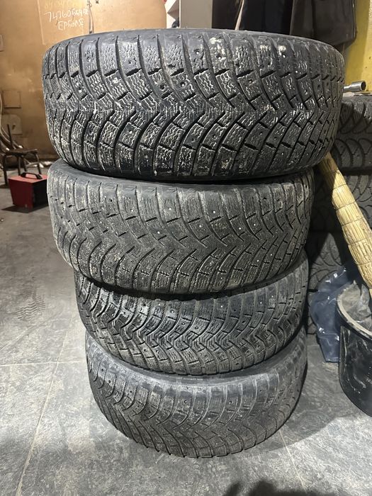 Прода шины зимние шипы