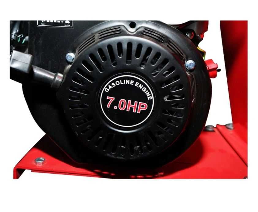 Tocator crengi prin angrenare motor benzina 6.5 CP utilaj nou