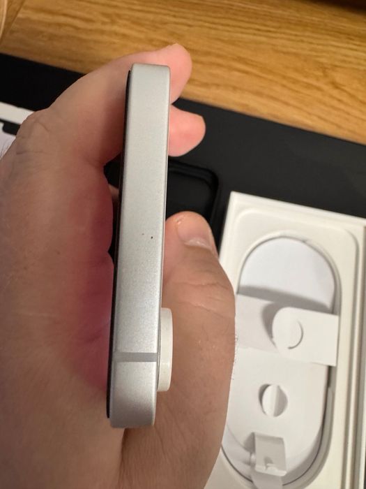 iPhone 16e 128 gb