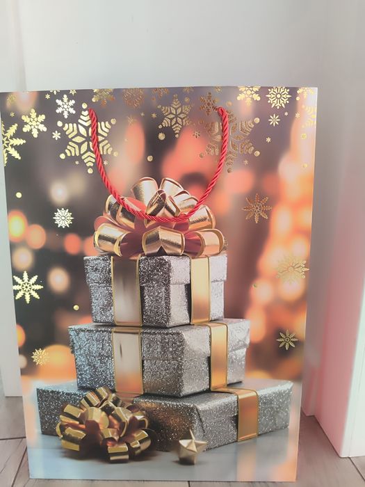 Новогодние пакеты.