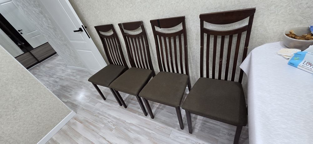 Продаётся стуля 4 шт