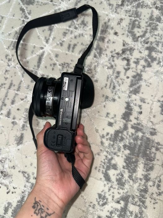 камера Sony ZV-E10