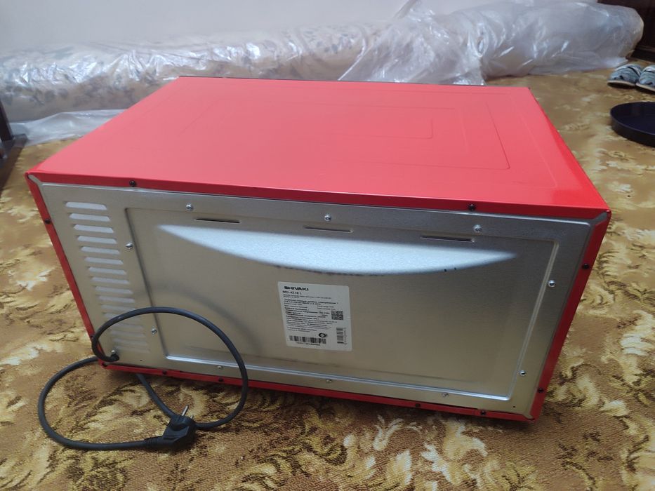 Электрическая мини печь Shivaki MD 4218 почти новая