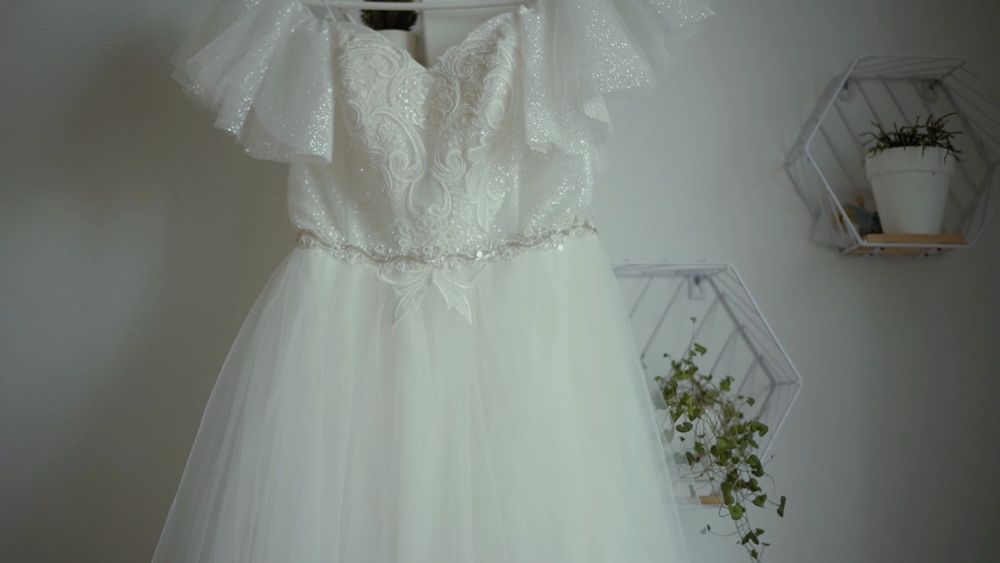 Свадебное платье молодежное