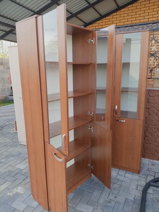 Шкафы две штуки   .