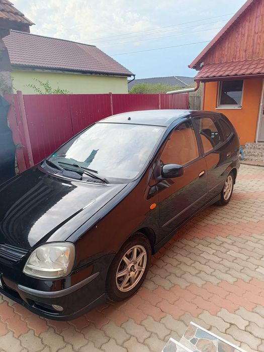Nissan Almera 2006