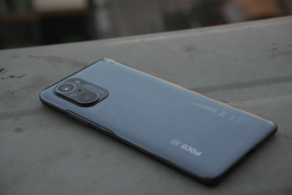 Poco f3 12/256gb