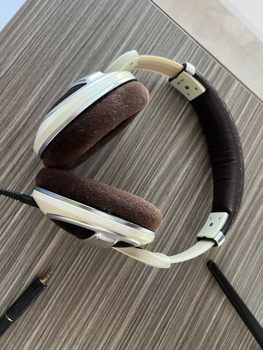 Casti Sennheiser HD 599 - over ear