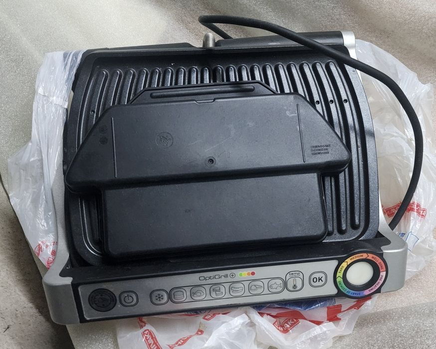 Продам Гриль Tefal черный