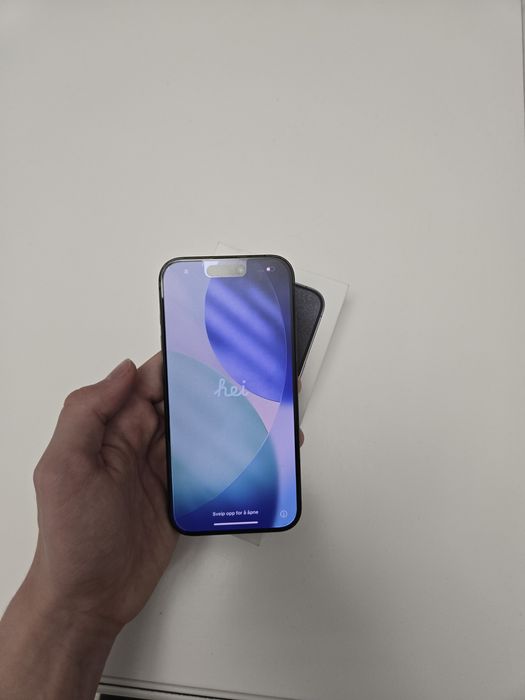 Iphone 15 Pro, inca in garantie, cumparat din Altex Rm. Valcea