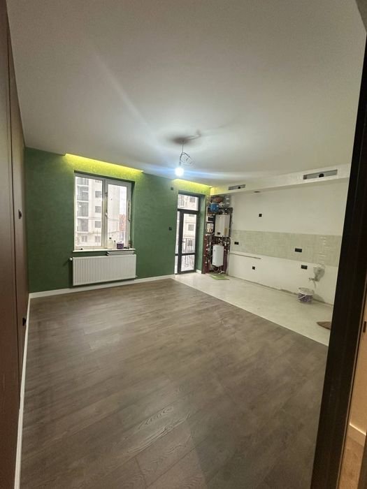 Продам 2 ком Жк Баку Яшнабод район ул Фаргона йули Своя