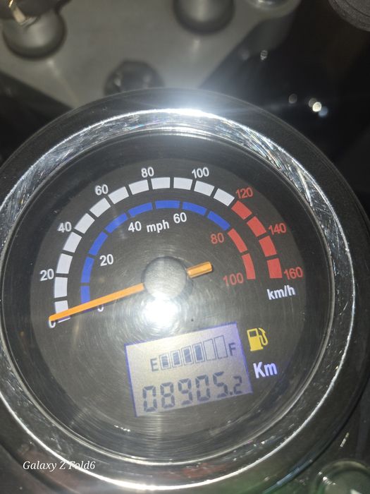 Продаётся мотоцикл LIFAN LF250B